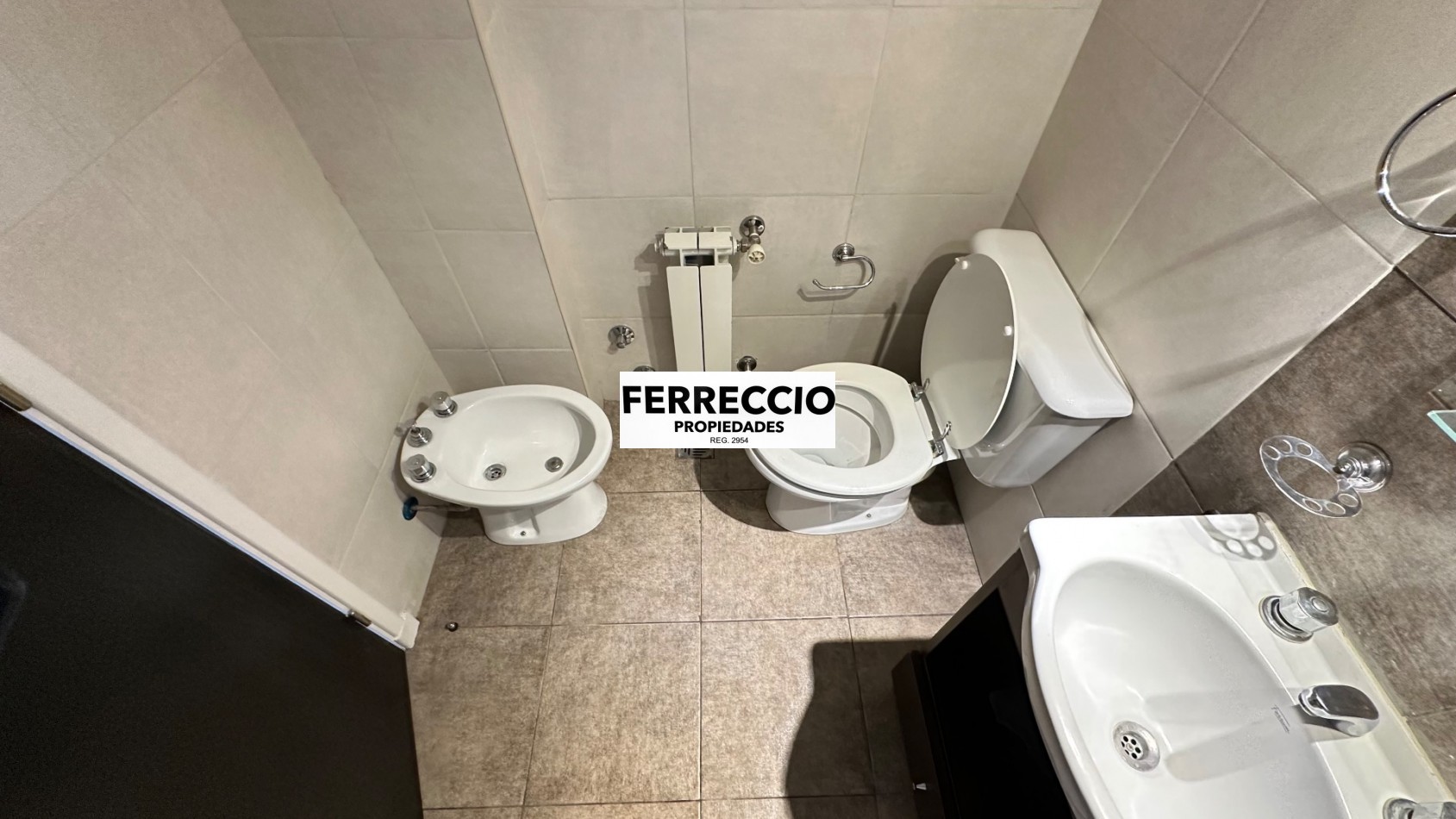 Departamento 1 Ambiente con Cochera y Baulera