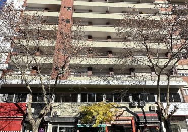 Departamento 3 Ambientes a la Calle con Balcon 