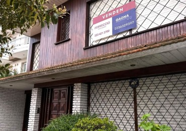 Chalet 5 Ambientes con Garage, Quincho y Parque en barrio Chauvin